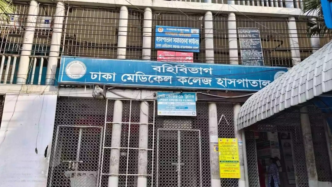 শান্তিনগরে ব্যবসায়ীর উপর ছুরিকাঘাত, মোবাইল ও টাকা ছিনতাই